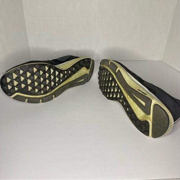 Nike Run Swift Black White Running Sneaker 909006-010 Womens 9 - Picture 14 of 16